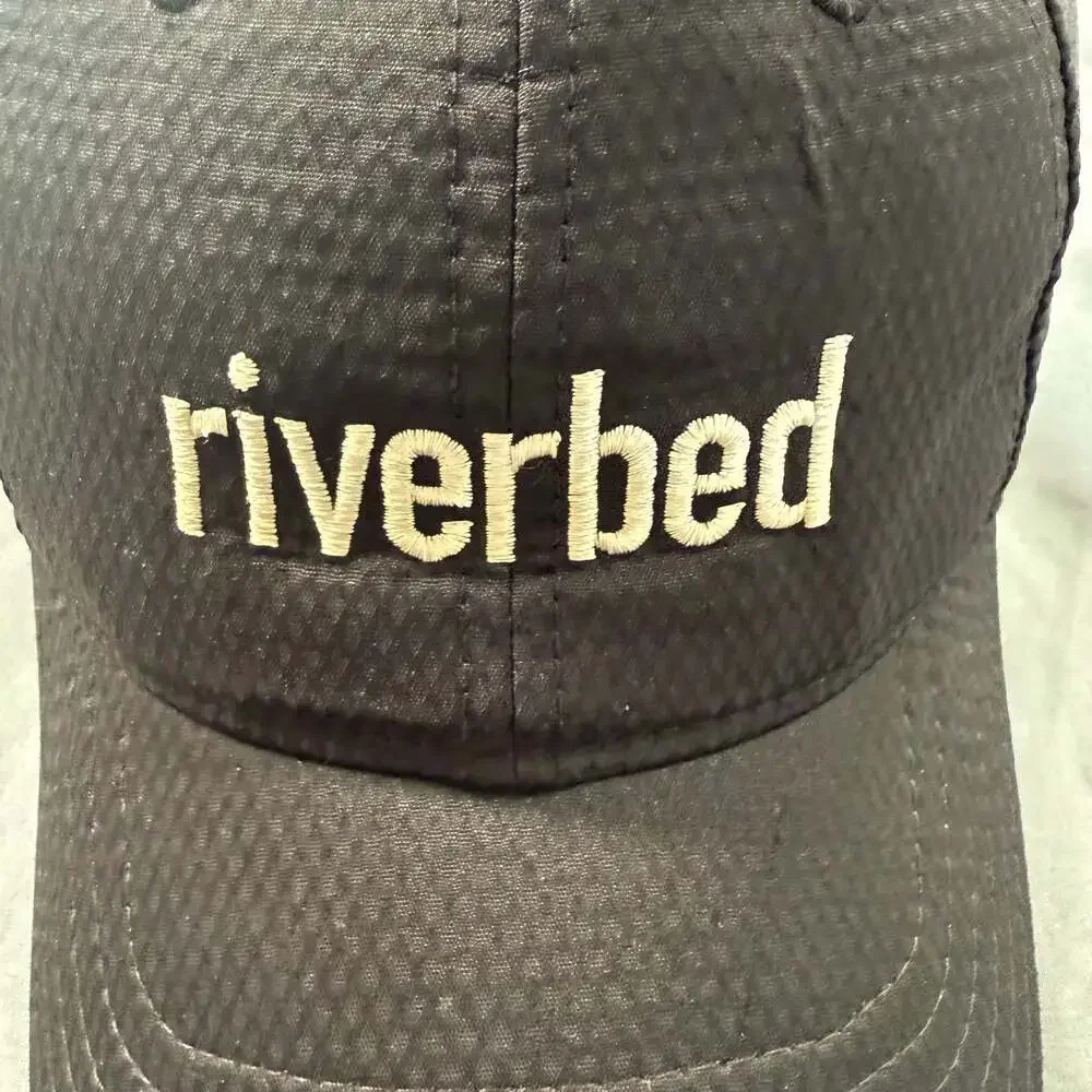 Under Armour pre owned